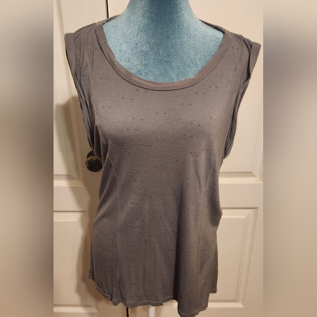 Urban Outfitters Sleeveless Top Largr